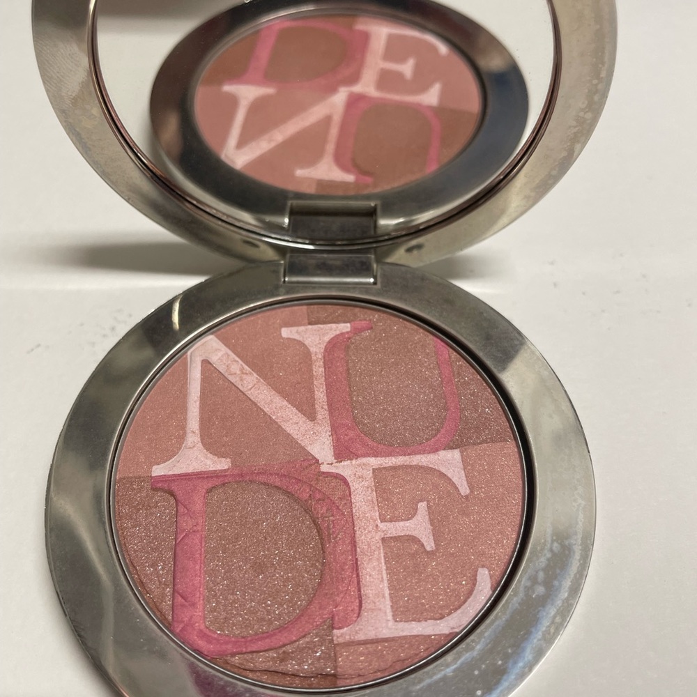 Dior highlighter